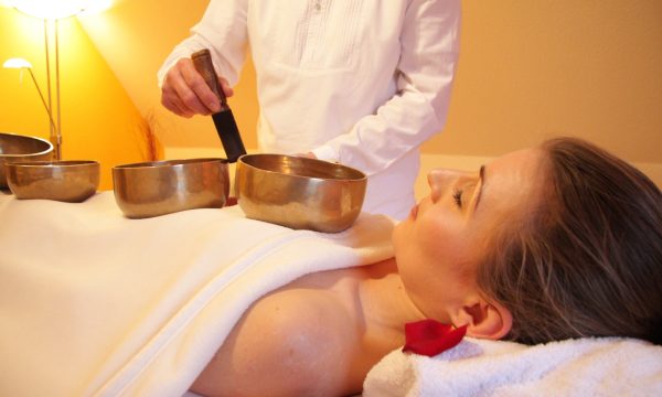 wellness-g26a7afbfb_1920